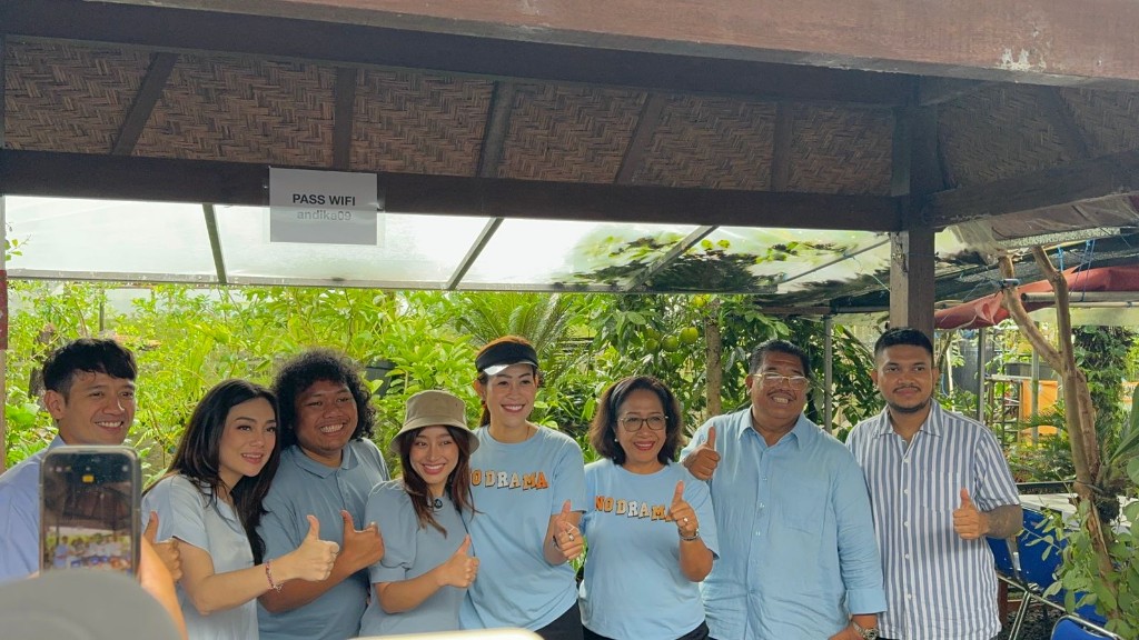Dokumentasi dari - Cawagub PAS Ajak Influencer Marshel Widianto - Celine Evangelista Kenali Potensi Pertanian Bali Utara