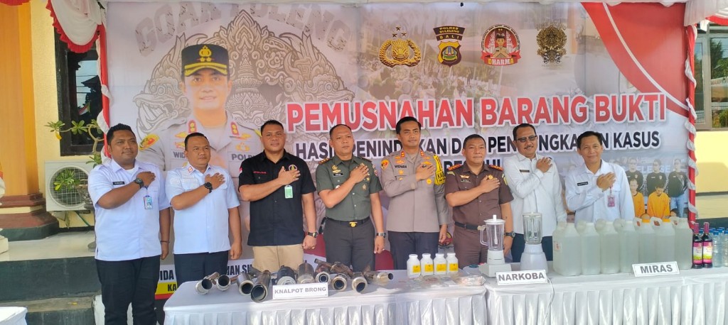 Dokumentasi dari - Polres Buleleng Musnahkan Barang Bukti Hasil Penindakan dan Pengungkapan Berbagai Kasus