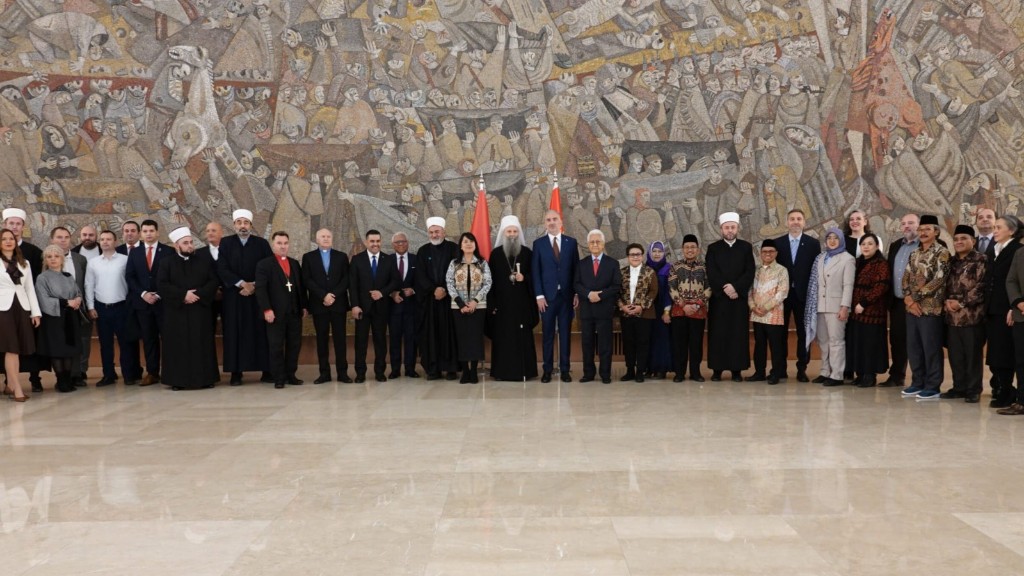 Dokumentasi dari - Ketua STAHN Mpu Kuturan Prof.Suwindia hadiri Kegiatan DLA ke-5 di Beograd, Serbia