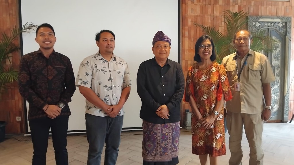 Dokumentasi dari - Cegah Bunuh Diri di Bali, Rai Mantra Tingkatkan Pelayanan Publik dan Bentuk Perda