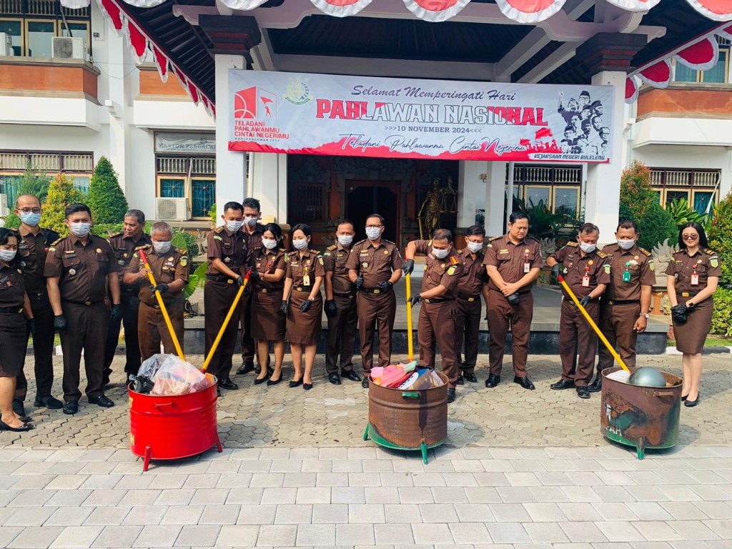 Dokumentasi dari - Kejaksaan Negeri Buleleng Musnahkan BB yang Telah Inkrah, Didominasi Kasus Narkoba