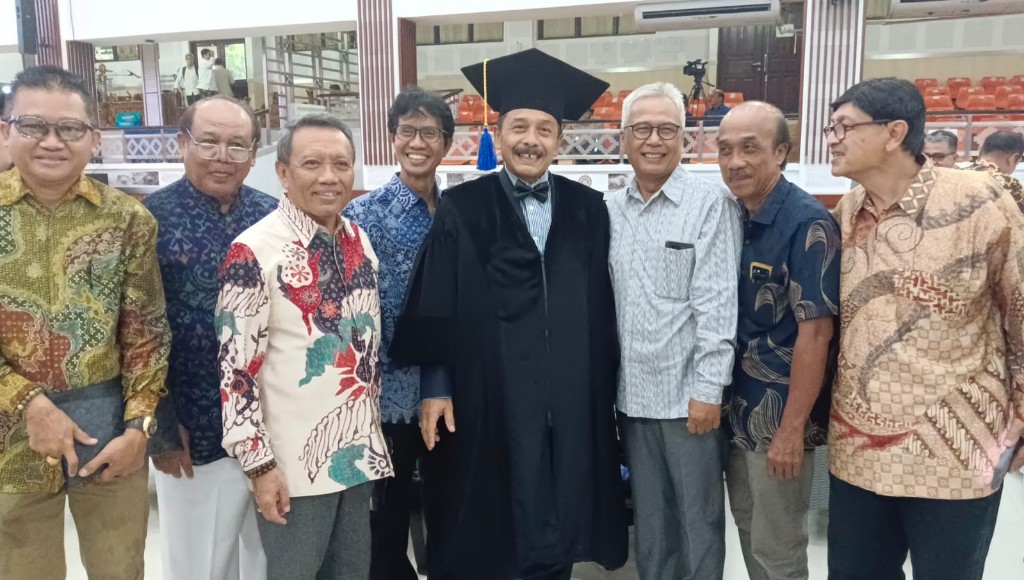 Dokumentasi dari - Dewa Palguna Dikukuhkan sebagai Guru Besar Tetap Unud