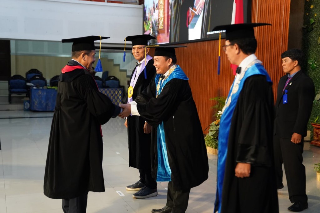 Dokumentasi dari - Pengukuhan 14 Guru Besar Tetap Universitas Udayana, Prof. Dewa Palguna - Prof. Astariyani