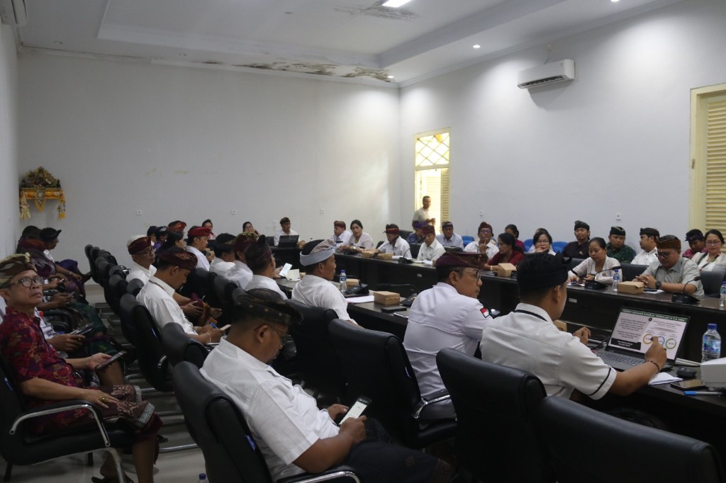 Dokumentasi dari - Evaluasi Triwulan IV, Pembangunan Daerah di Kabupaten Buleleng Realisasi Fisik Capai 92 Persen