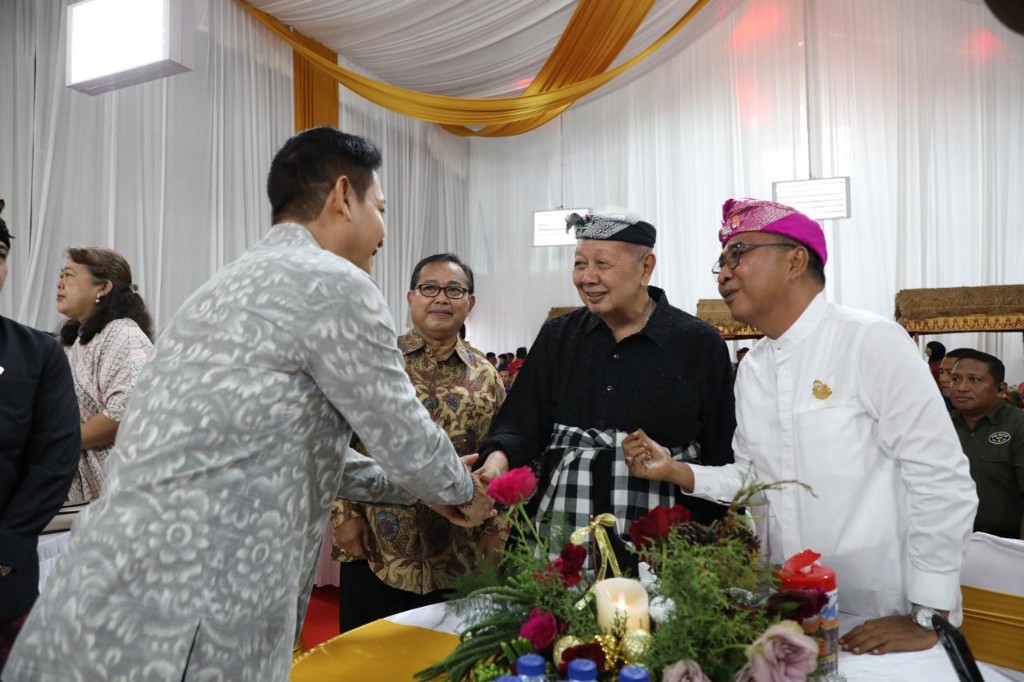 Dokumentasi dari - Pererat Silaturahmi, Kapolda Bali Adakan Open House Hari Raya Natal