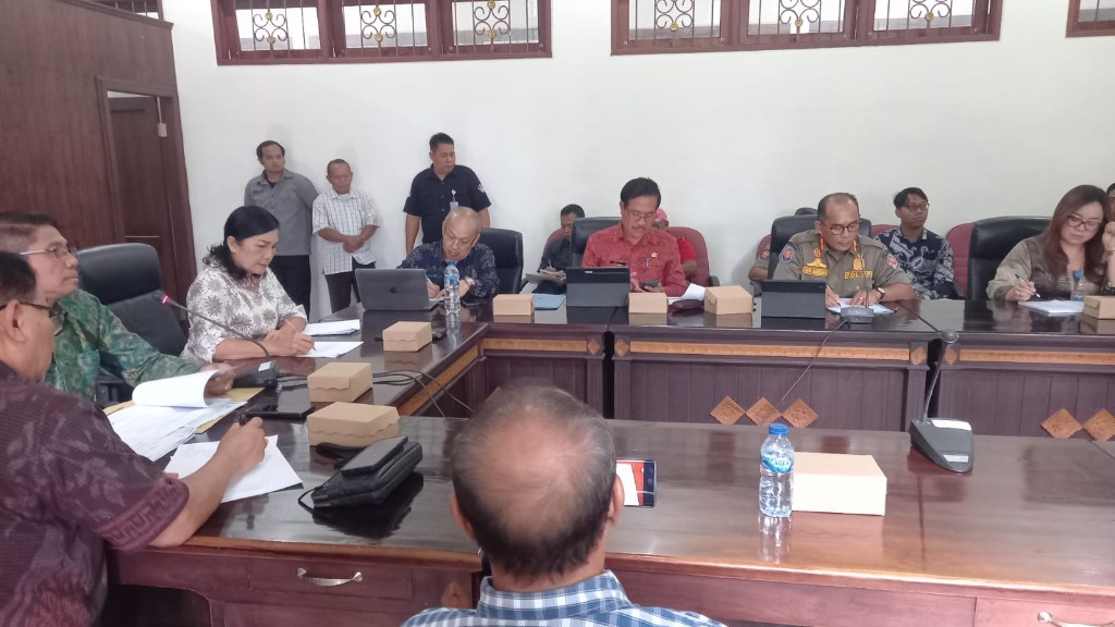 Dokumentasi dari - DPRD Buleleng, Gencar Telusuri Permasalahan Tanah Negara dan Bangunan di Bukit Ser Grokgak