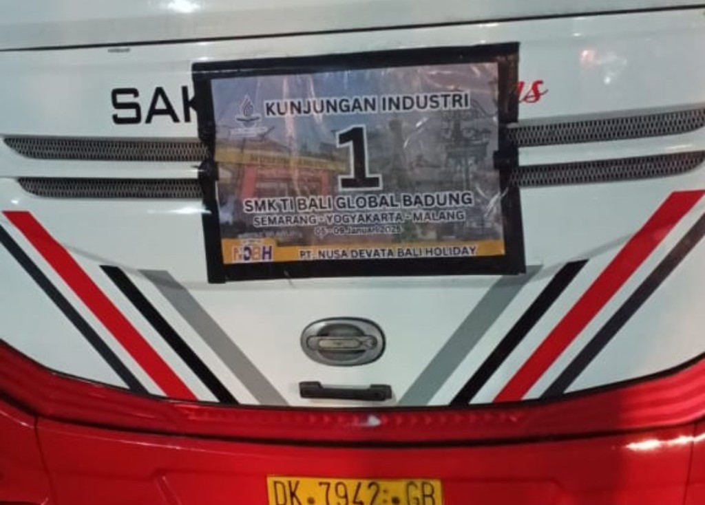 Dokumentasi dari - Bus Rem Blong Bawa Rombongan SMK TI Bali Global Badung di Malang, Kepsek: Semua Siswa dan Guru Pendamping Selamat!!! 