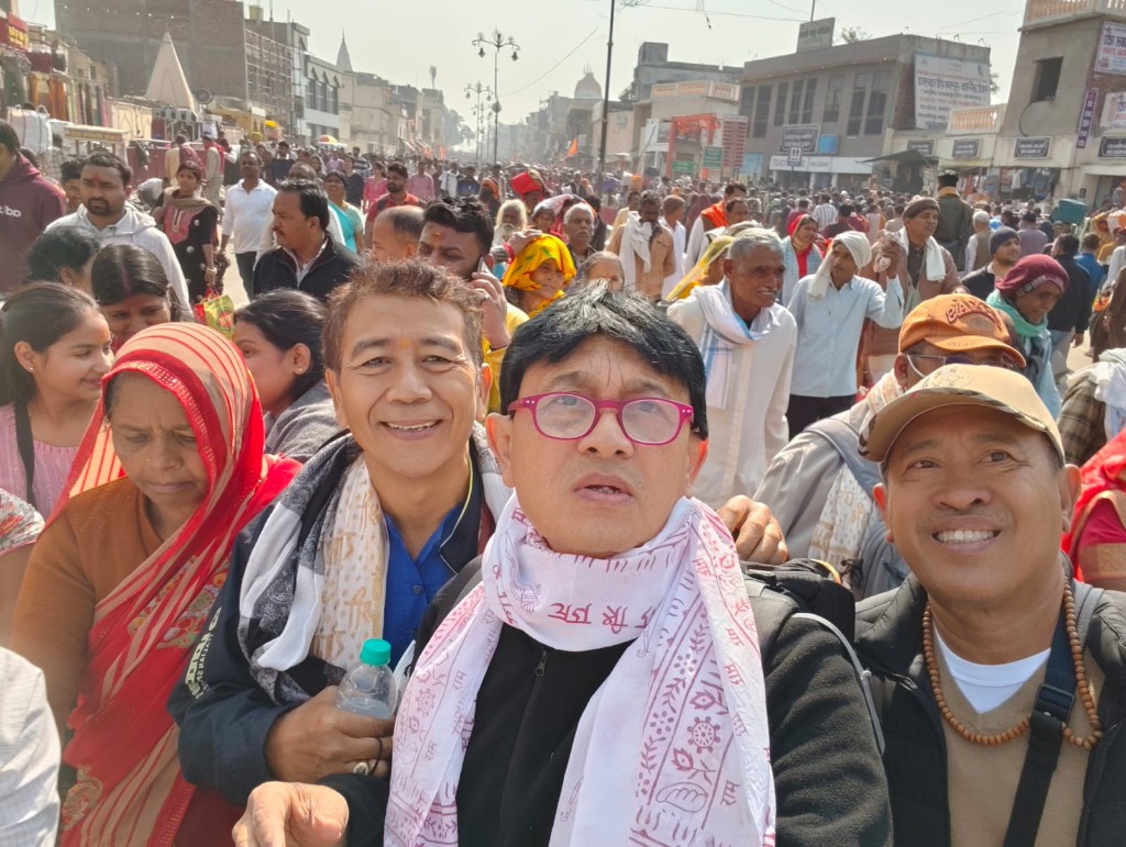Dokumentasi dari - Yatra Maha Kumbh Mela 2025;
Jalan Panjang Berliku Menuju Darshan Sri Ram Ayodhya