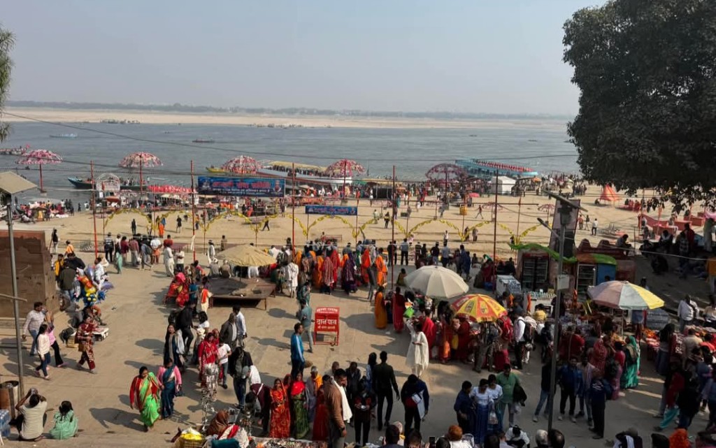 Dokumentasi dari - Bertemu di Sungai Gangga, Kremasi Setiap Hari 24 Jam di Varanasi India