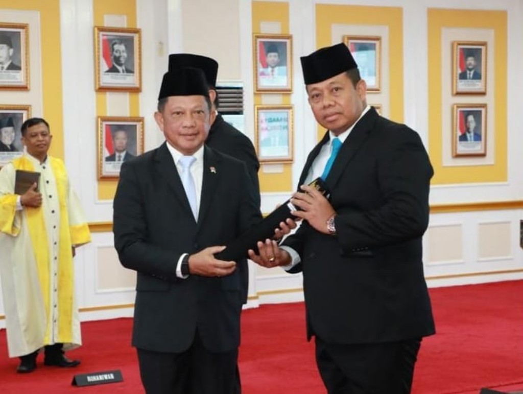 Dokumentasi dari - Mahendra Jaya Dilantik sebagai Irjen Kemendagri Jelang Berakhirnya Masa Tugas sebagai Pj Gubernur Bali 