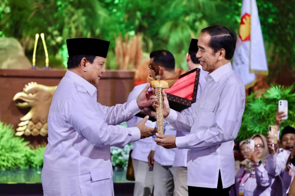 Dokumentasi dari - Prabowo, Jokowi, dan Jas Merah