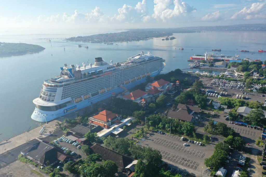 Dokumentasi dari - Cetak Sejarah, Anthem of the Seas Kapal Cruise Terbesar yang Pernah Singgah di Pelabuhan Benoa