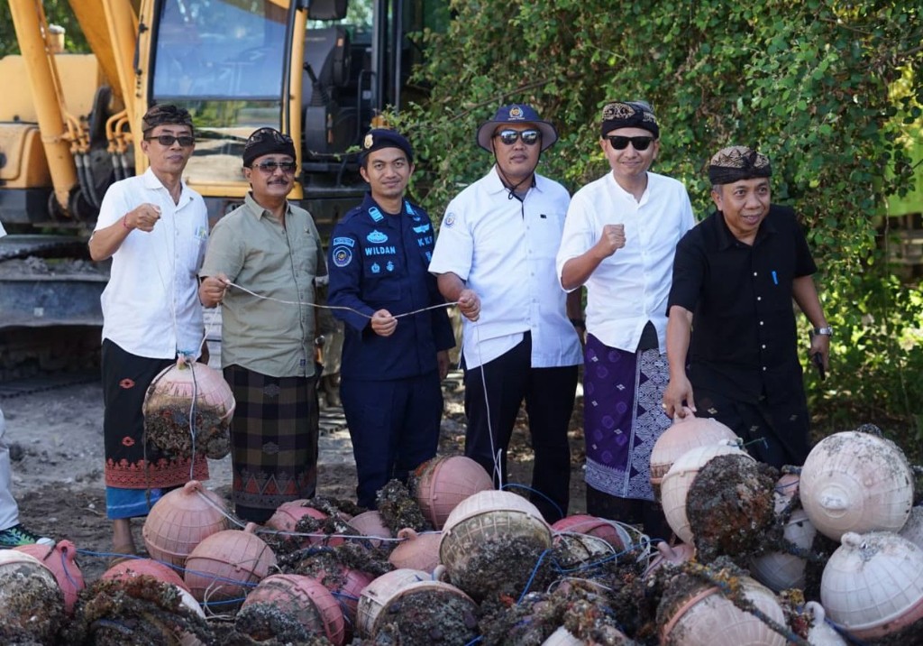 Dokumentasi dari - Proyek Marina Internasional KEK Kura Kura Bali; Aman, Tertib dan On Track