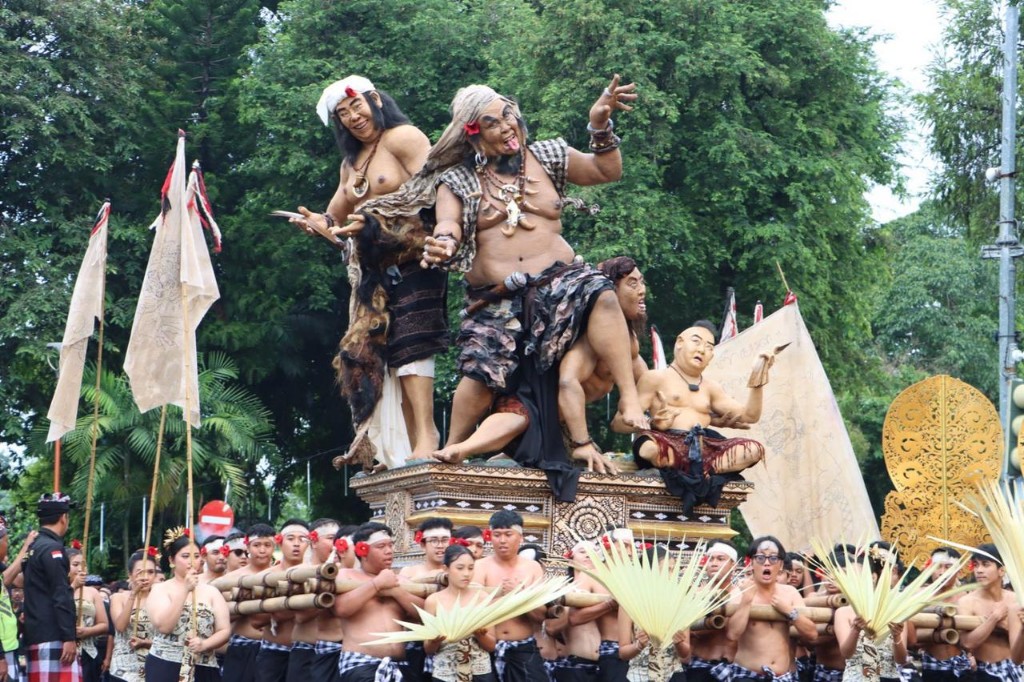 Dokumentasi dari - Ogoh-Ogoh, Ritual Sakral Pengrupukan dengan Ekspresi Berkesenian Kalangan Muda