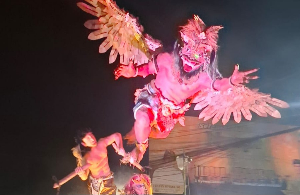 Dokumentasi dari - Parade Ogoh-Ogoh di Catus Pata, Kerobokan