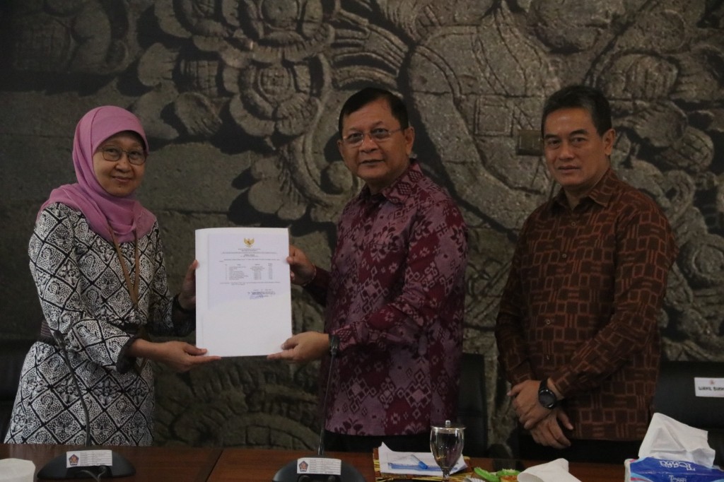 Dokumentasi dari - Bupati Sutjidra Minta Seluruh Pimpinan OPD Dukung BPK Bali Lakukan Pemeriksaan di Buleleng