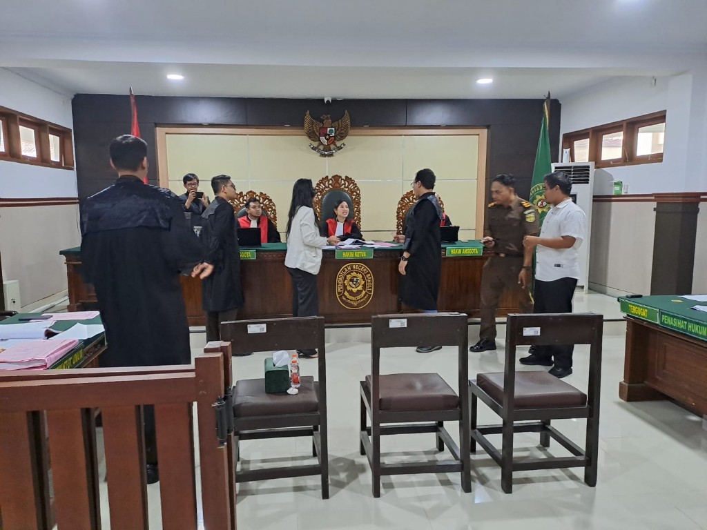 Dokumentasi dari - Kasus Penganiayaan di Setra Batur, Yiyik Agustina: Saya Ikhlas Cabut Berkas karena Ingin Hidup Tenang