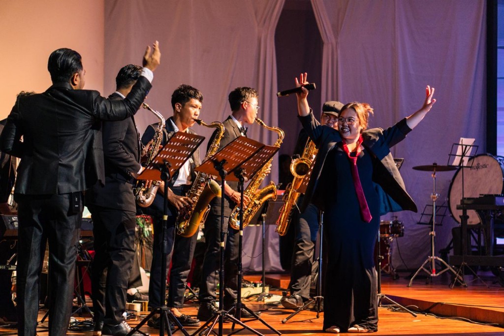 Dokumentasi dari - Prodi Musik ISI Bali Gelar Konser Orkestra Mahasiswa UNITY CONCERT