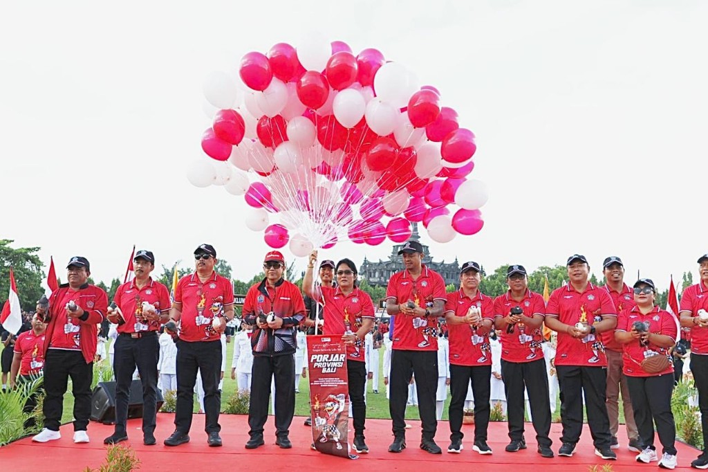 Dokumentasi dari - Wagub Giri Prasta Resmi Buka PORJAR Bali 2025