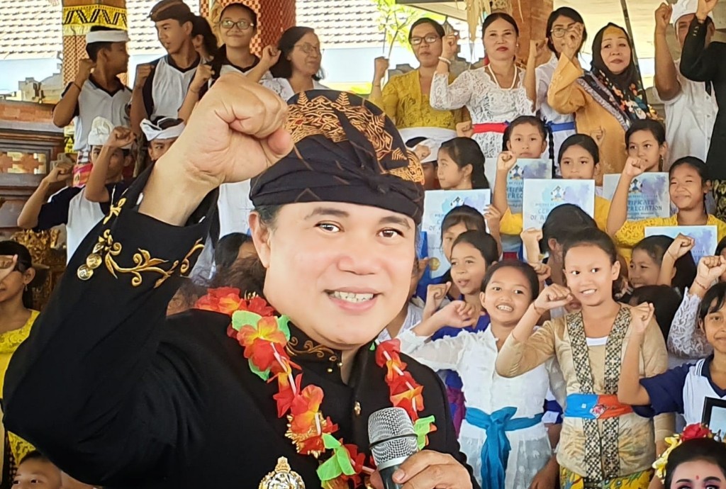 Dokumentasi dari - Visions of Peace Berikan Penghormatan untuk Kenang Prince Dr. Damien Dematra