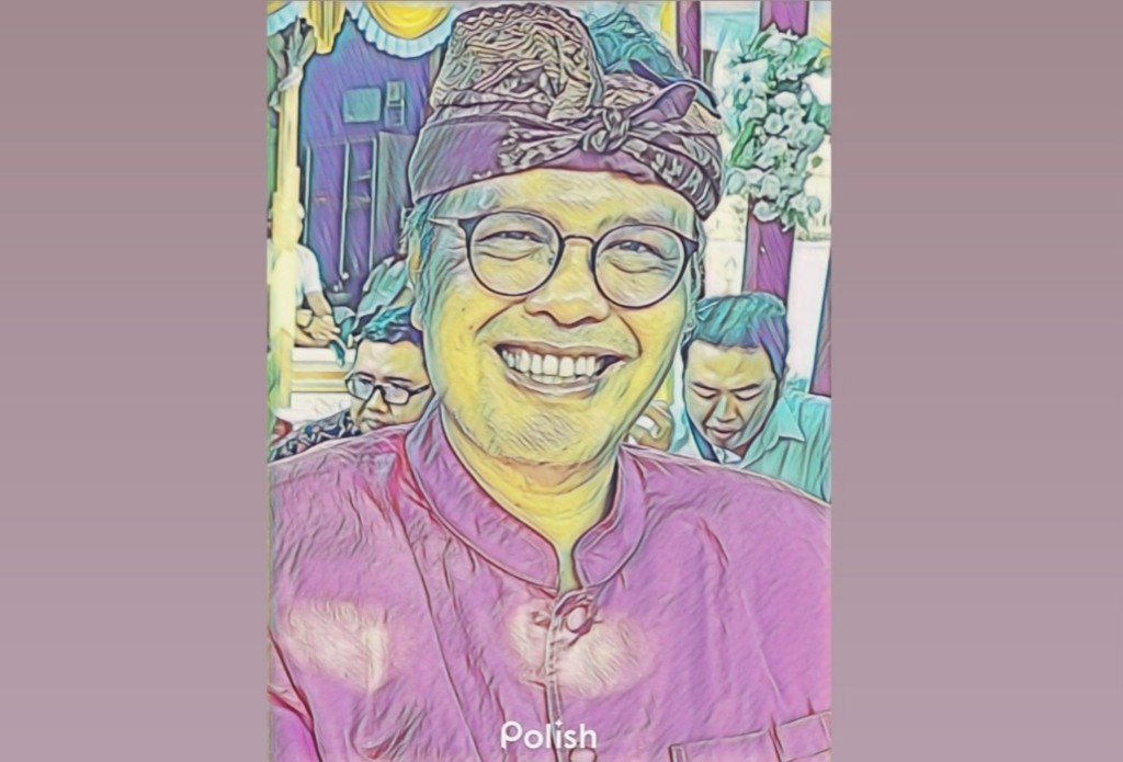 Dokumentasi dari - Prof. Sutarya Gemar Menulis, Wartawan jadi Guru Besar