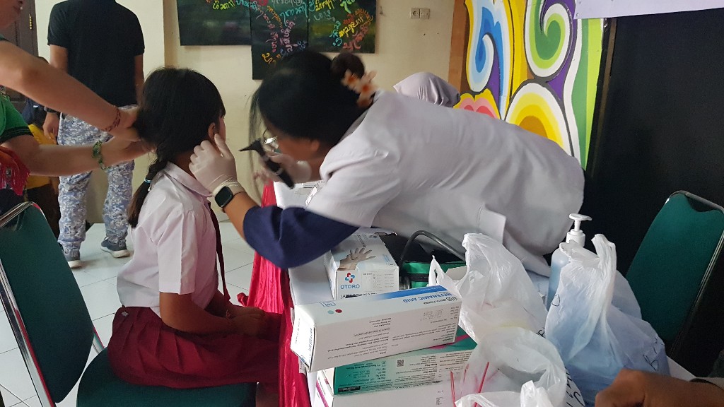 Dokumentasi dari - Hari Bhayangkara ke-79, Polres Buleleng Gelar Bhakti Kesehatan Melayani Anak-Anak Berkebutuhan Khusus