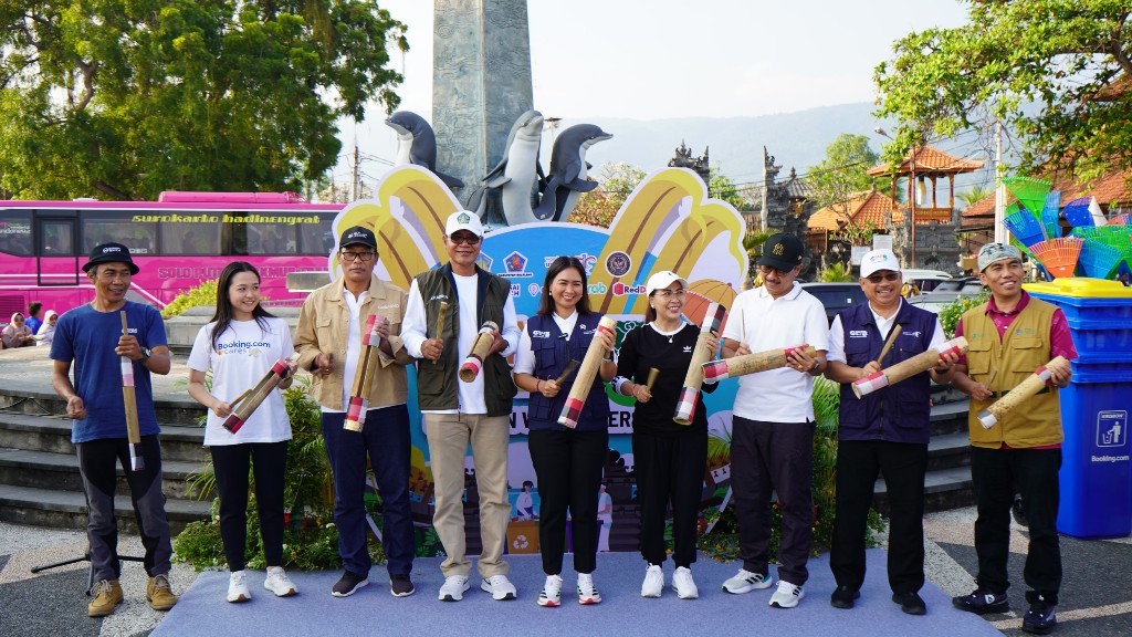 Dokumentasi dari - Gerakan Wisata Bersih di Lovina Buleleng, Wamenpar RI Tekankan Destinasi Bersih Sebagai Kunci Pariwisata Berkualitas