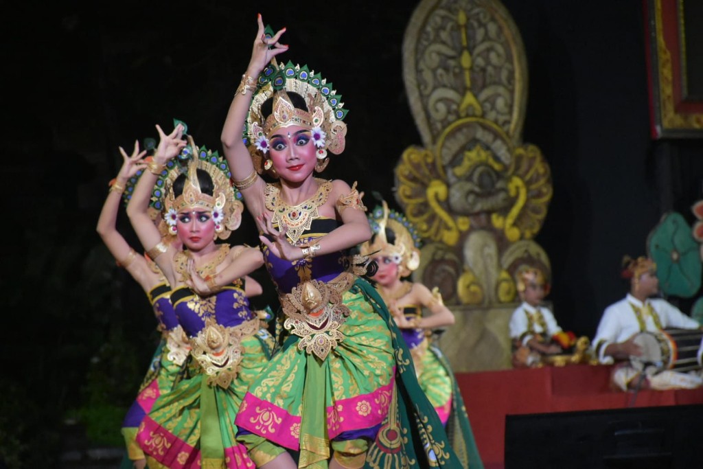 Dokumentasi dari - Gong Kebyar Anak-Anak Rare Bandrang Cakra Duta Denpasar Tampil Apik di PKB XLVII 