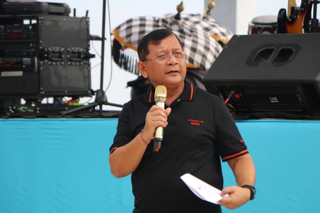 Dokumentasi dari - Bupati Buleleng Sutjidra Dorong PADAS untuk Kelola Sampah Berbasis Sumber di Desa