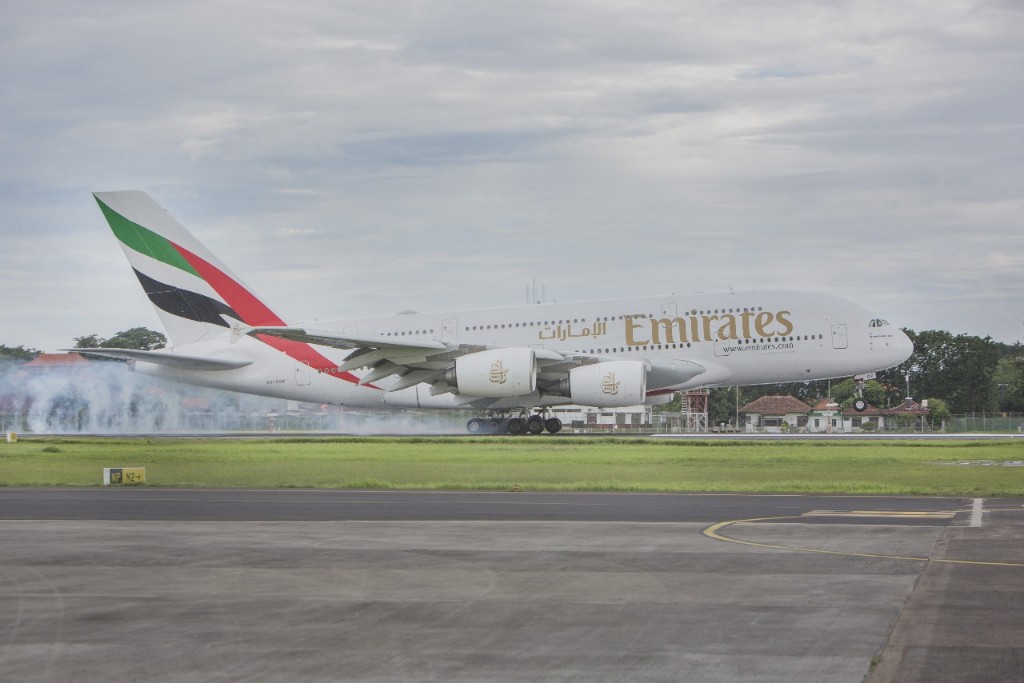 Dokumentasi dari - Bandara Ngurah Rai Overlay Landas Pacu