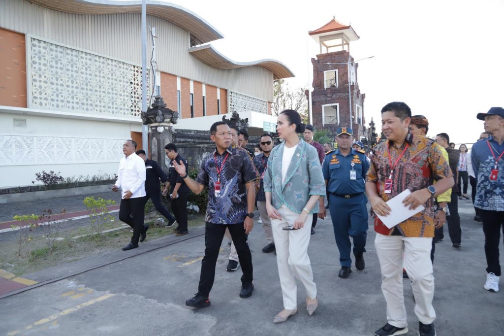 Dokumentasi dari - Menteri Widyanti Harap BMTH jadi Pintu Gerbang Pariwisata Internasional