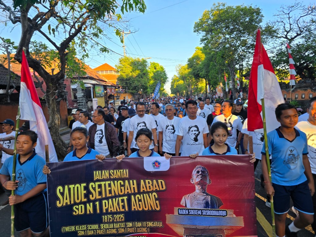 Dokumentasi dari - Napak Tilas Jejak Sejarah Sang Proklamator, Jadi Perayaan Satu Setengah Abad SDN 1 Paket Agung