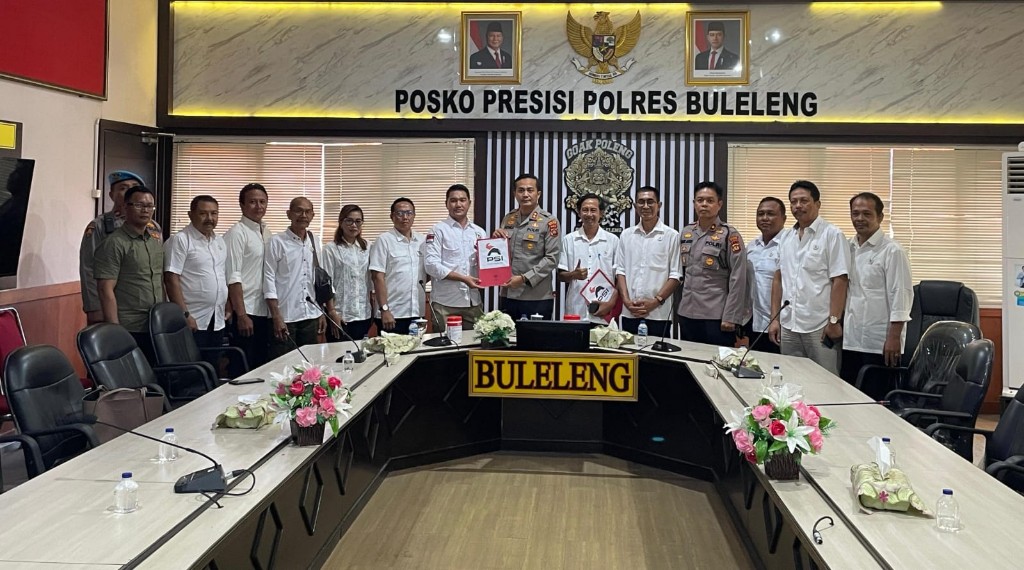 Dokumentasi dari - Ketua DPC PSI Buleleng, Putra Politisi Kawakan Bali, Dewa Sukrawan, Lakukan Silaturahmi Dengan Kapolres Buleleng