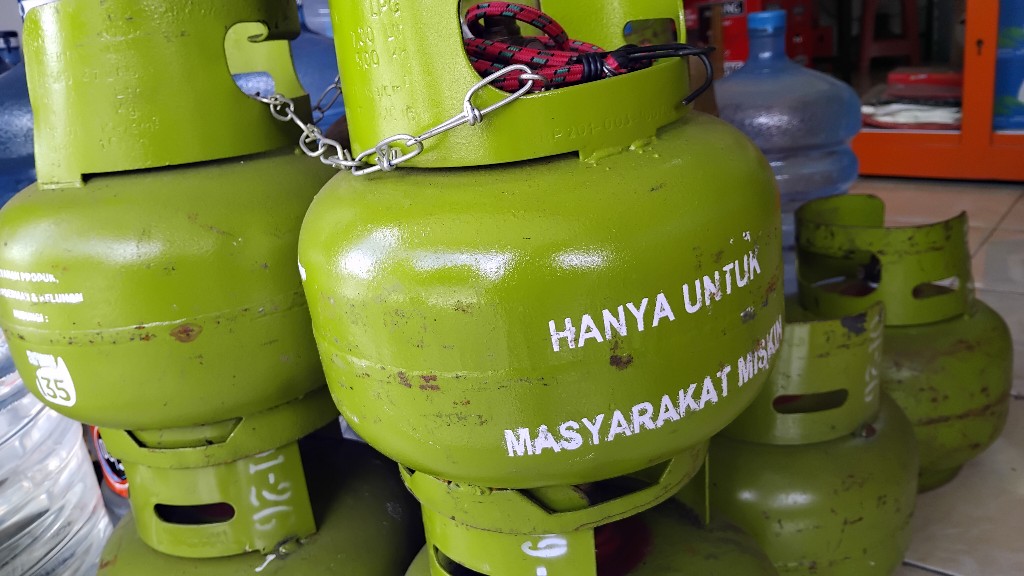 Dokumentasi dari - Gas LPG 3Kg Langka, DPRD Badung Minta Tindak Tegas Penjual di Luar HET