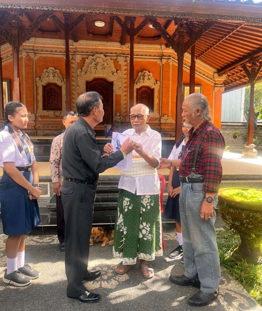 Dokumentasi dari - Drs. DR (HC) I Nyonan Dhana : Tetaplah Berjalan di atas Kepatutan dan Kebenaran