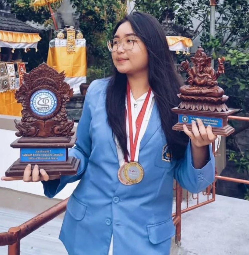Dokumentasi dari - Athanasia, Mahasiswa Buleleng Penerima KIP-K Lulus Beasiswa di Inggris
