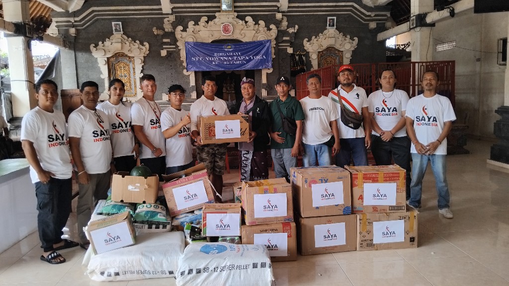 Dokumentasi dari - Bali Banjir Bandang, Saya Indonesia Salurkan Bantuan di Gelogor Carik