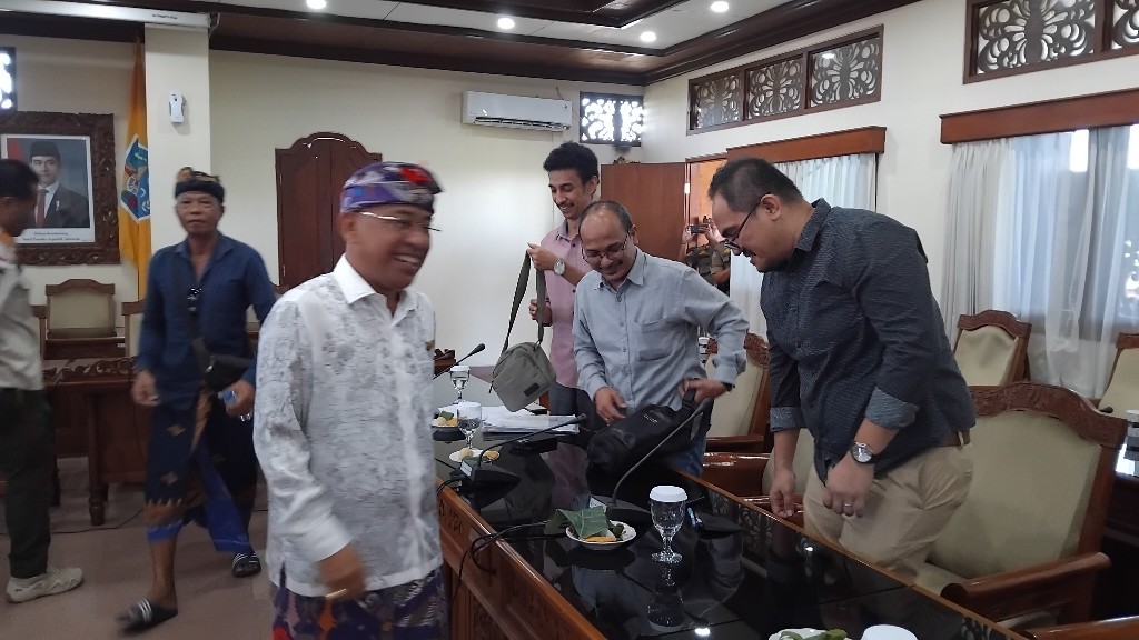 Dokumentasi dari - Kaget Lagi; Akses Jalan Warga Ditutup GWK, DPRD Bali Minta Atensi Presiden Prabowo, Rekomendasikan Segera Dibongkar 