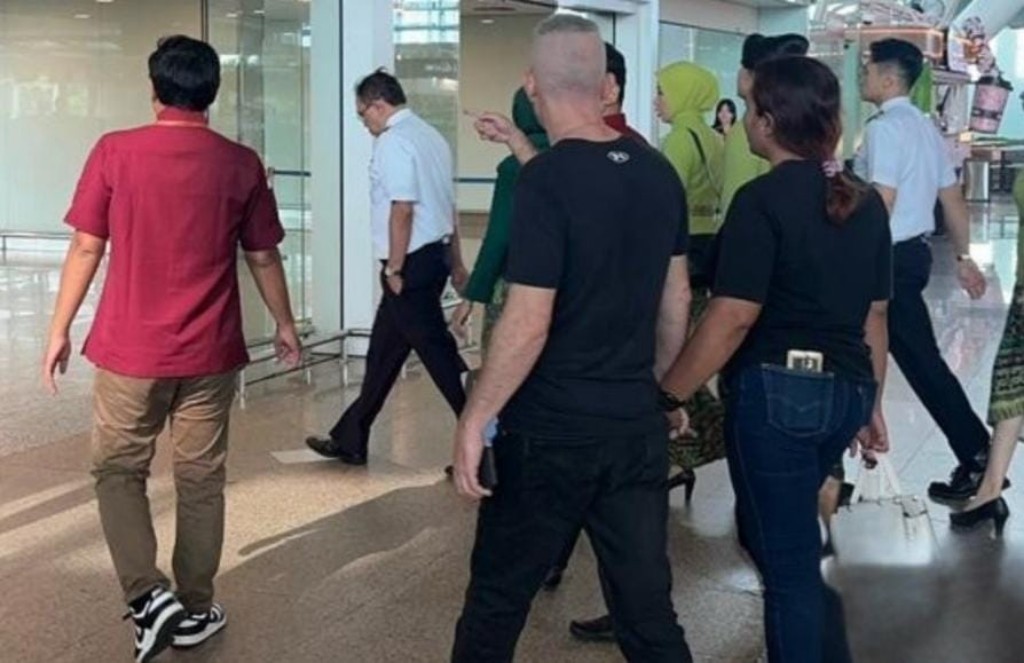 Dokumentasi dari - Imigrasi Singaraja Deportasi WNA Asal Turki, Akibat Overstay 235 Hari