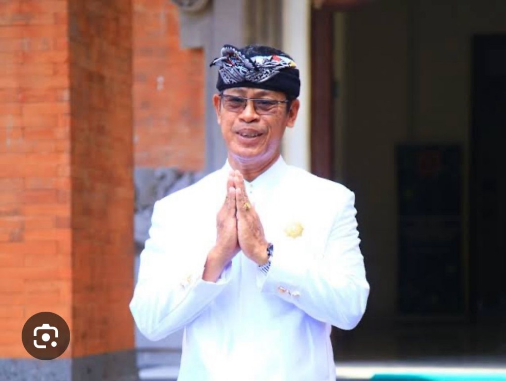 Dokumentasi dari - PHDI - LBH Dukung DPRD Bongkar ‘’Tembok GWK’’