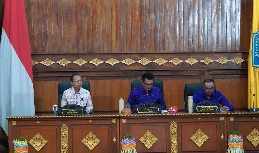 Ketua DPRD Dewa Jack Pimpin Rapat Paripurna, Koster akan Tambah Modal Rp 1,4 Triliun untuk Pusat Kebudayaan Bali