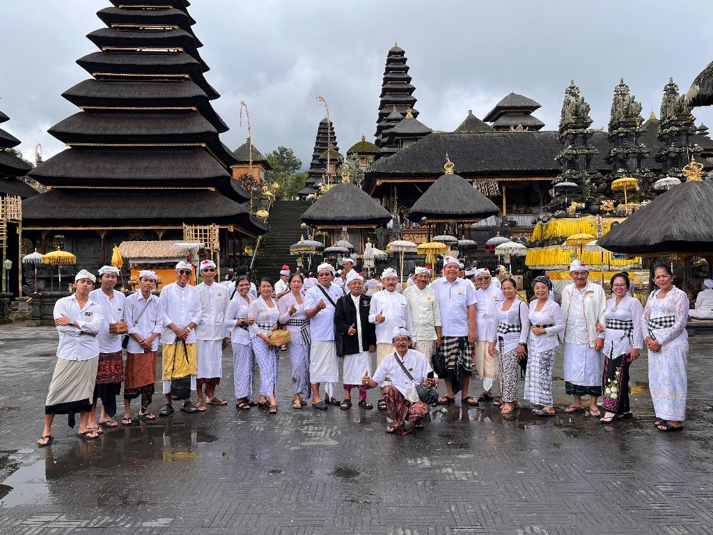 Dokumentasi dari - Upacara Caru Weraspati Kalpa Menyikapi Kadurmanggalan Jagat Bali