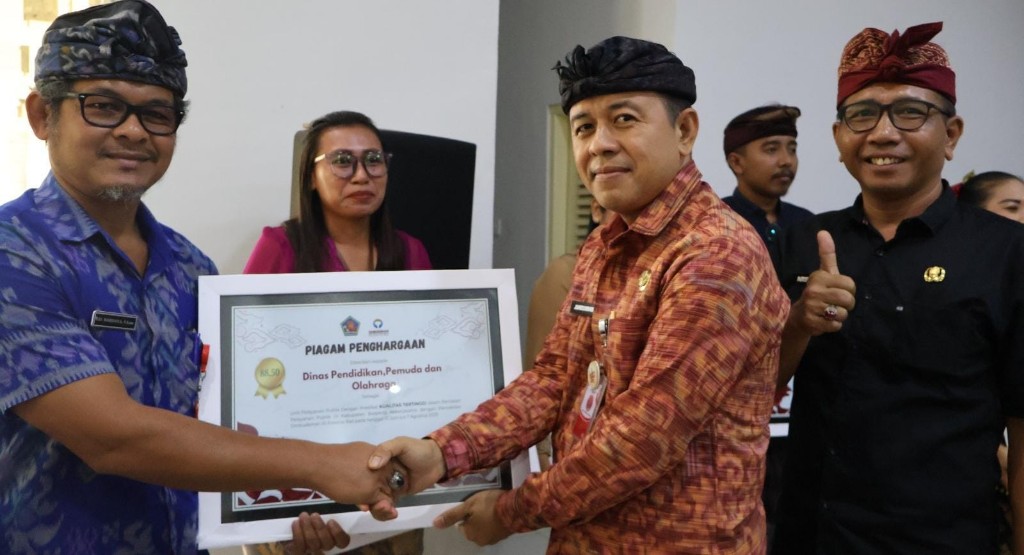 Dokumentasi dari - Optimalisasi Standar Pelayanan Publik, Setda Buleleng Gelar Forum Konsultasi Publik