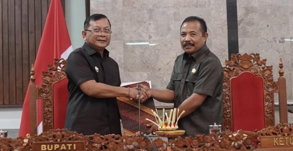 Dokumentasi dari - Fraksi-Fraksi DPRD Buleleng Sepakat Dorong Rancangan Perubahan Perda Nomor 13 Tahun 2016 Segera Dibahas