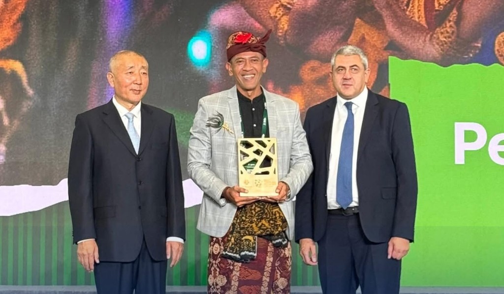 Dokumentasi dari - Desa Pemuteran Buleleng Raih Penghargaan Best Tourism Village dari UNWTO di Huzhou Tiongkok