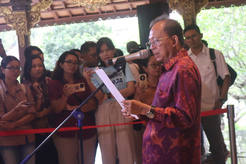 Pasca Bali Banjir Bandang, Koster Umumkan Program Gotong Royong Semesta Berencana, Tanam Pohon Ketika Tumpek Wariga