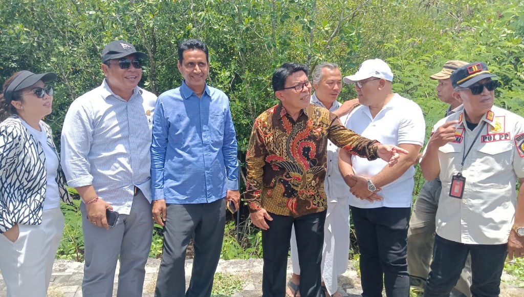 Dokumentasi dari - Luwir Apresiasi Pansus TRAP DPRD Bali, Ruko Mewah Serobot Kawasan Mangrove, Supatha Ingatkan BPN Hati-Hati Keluarkan Sertifikat