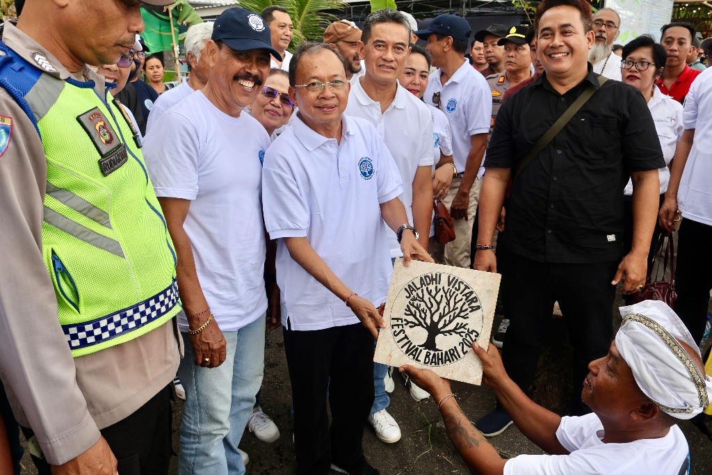 Dokumentasi dari - Buka Festival Bahari Jaladhi Vistara 2025 di Desa Bondalem, Koster: Laut Buleleng harus jadi Sumber Kesejahteraan