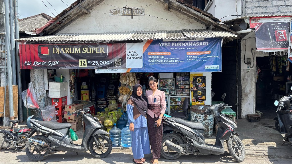 Dokumentasi dari - Bank BRI Kuta Dorong Geliat Ekonomi Lokal Melalui Agen Brilink, Yesi Masuk Kelas Jawara BRI