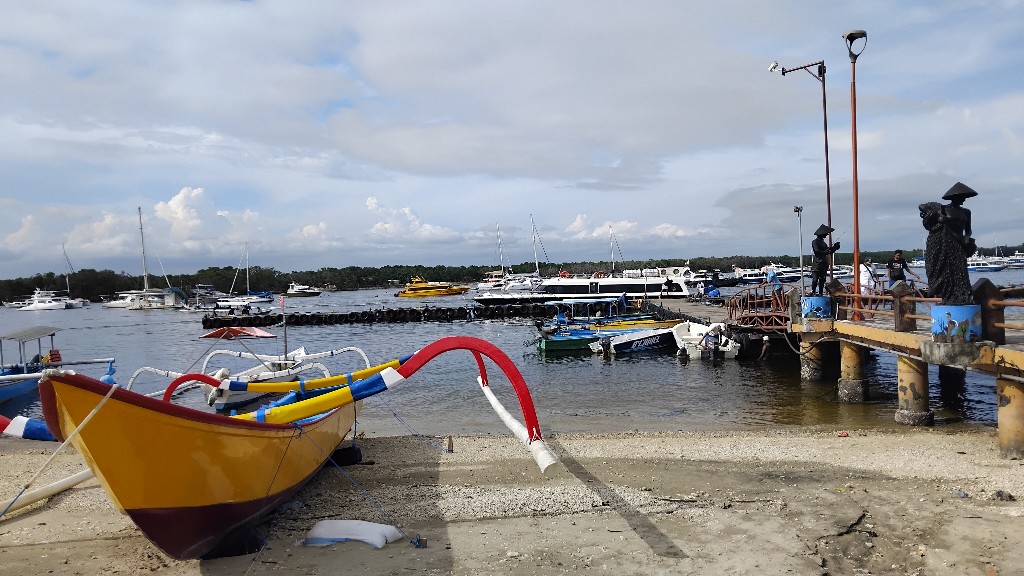 Perubahan Lokasi Rencana FSRU LNG Perairan Serangan Kajian Mulai dari Awal, Direktur PDLUK KLH Ungkap AMDAL  Belum Terbit